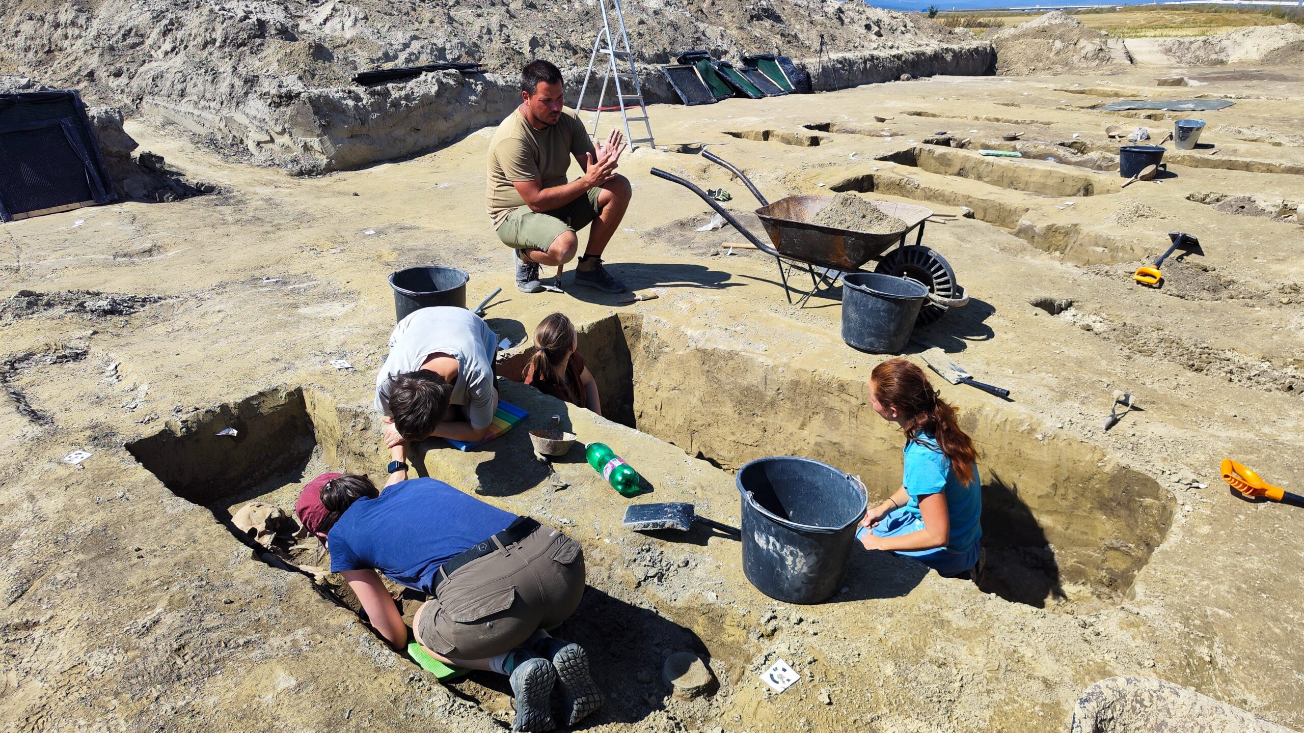 co-ukryva-archeologicke-nalezisko-v-podunajskych-biskupiciach?