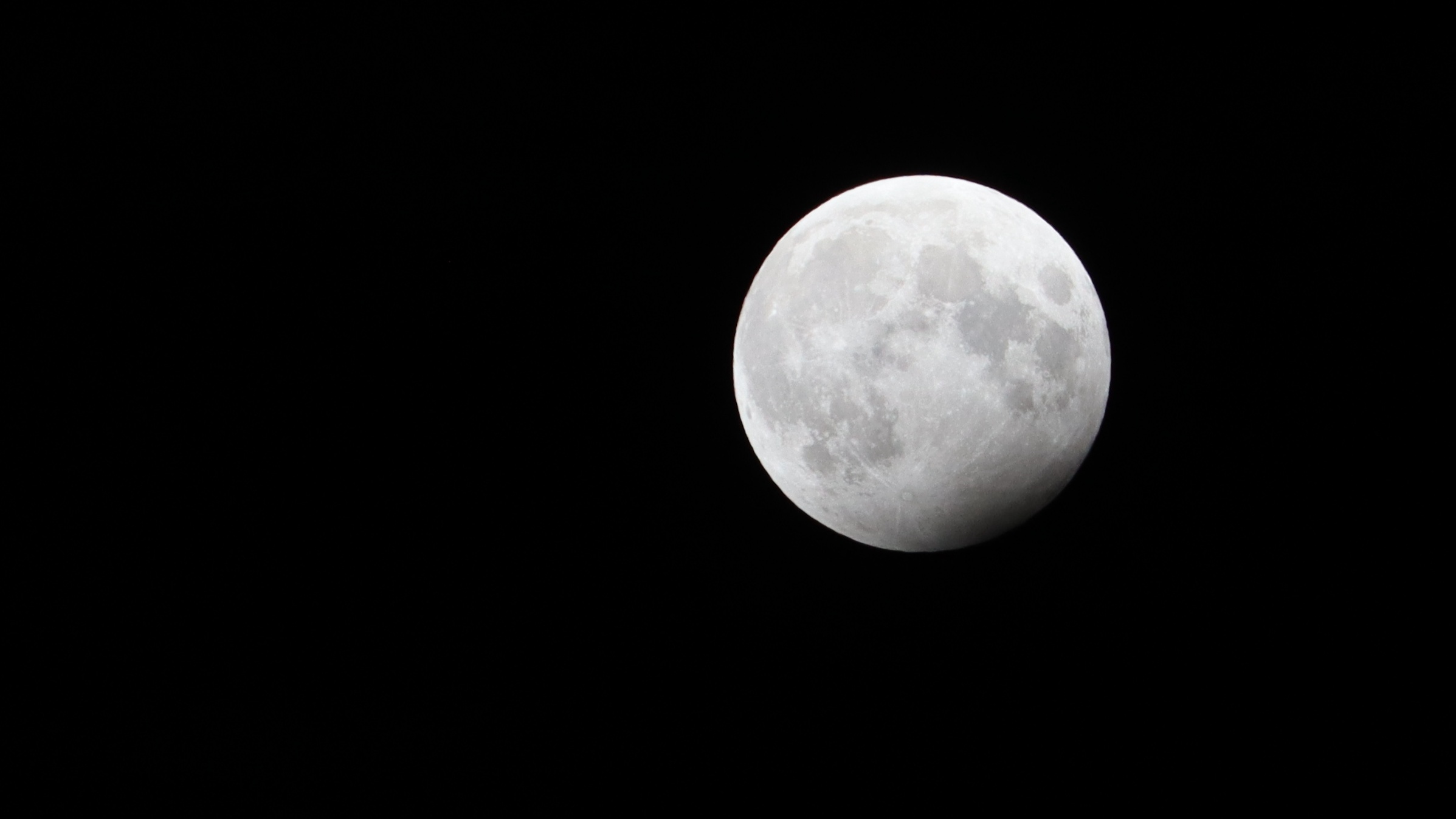 astronomicke-predstavenie:-ciastocne-zatmenie-mesiaca