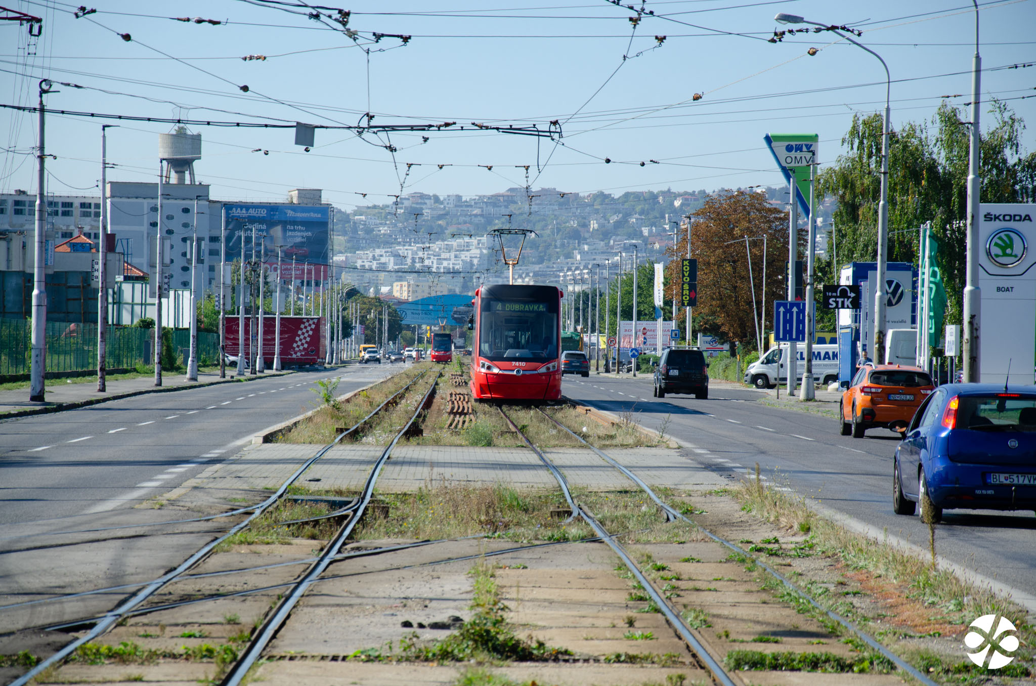 dopravny-podnik-bratislava-posilni-v-nedelu-premavku-mhd-na-vybranych-linkach-pred-a-po-koncerte-ac/dc