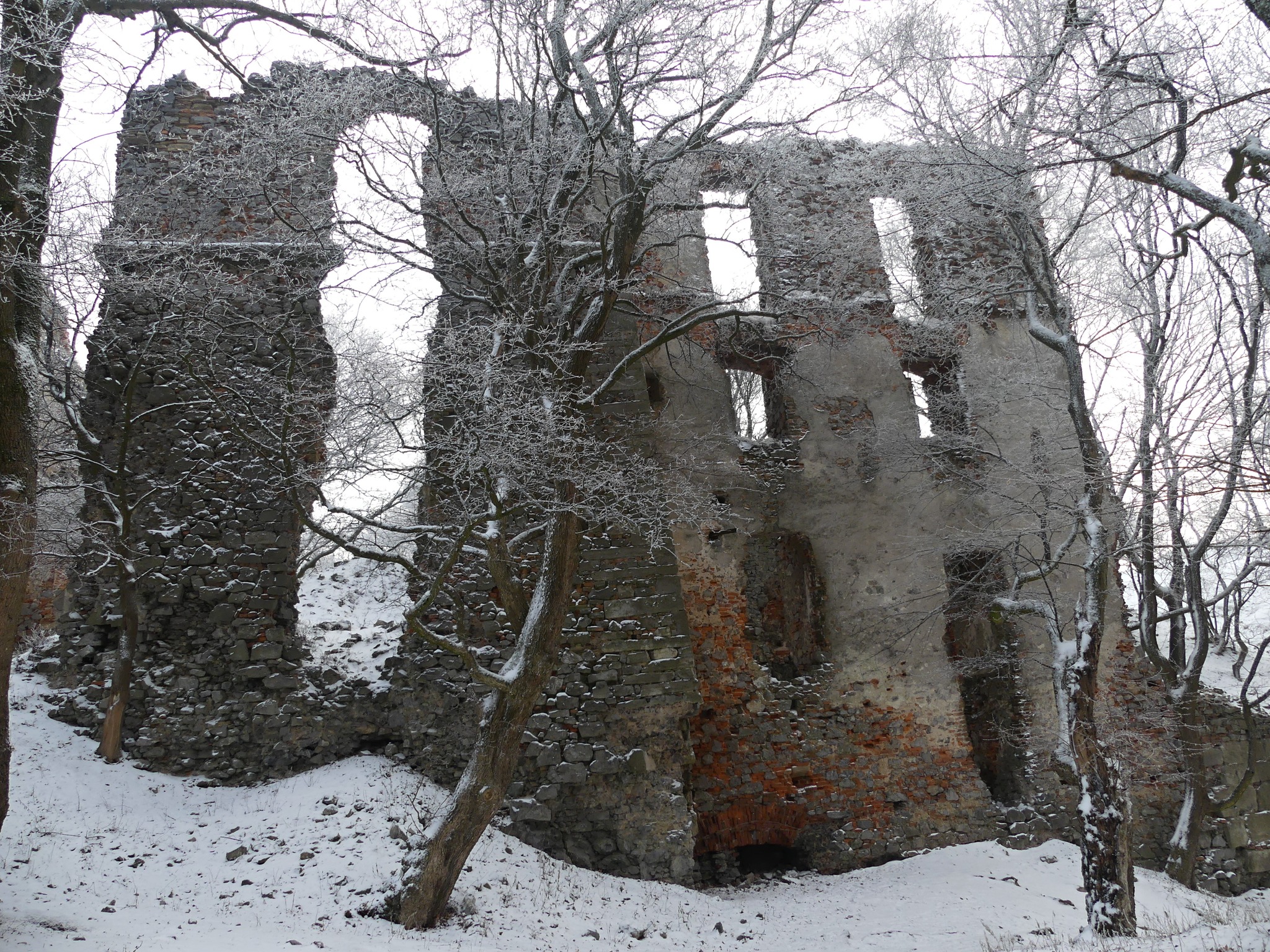 tip-na-zimnu-turistiku:-borinka-–-pajstun-–-draci-hradok-a-svaty-vrch